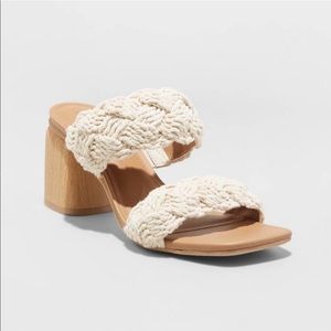 Universal Thread Stassi Heels
